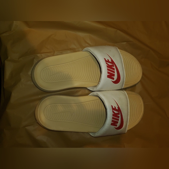 Cloud nike shoes - Picture 4 of 5